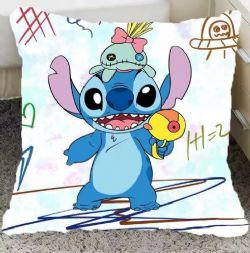 COUSSIN - STITCH ET SCRUMP AVEC CRÈME GLACÉE